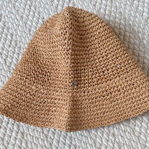 Lululemon Athletica Tan Crochet Bucket Hat